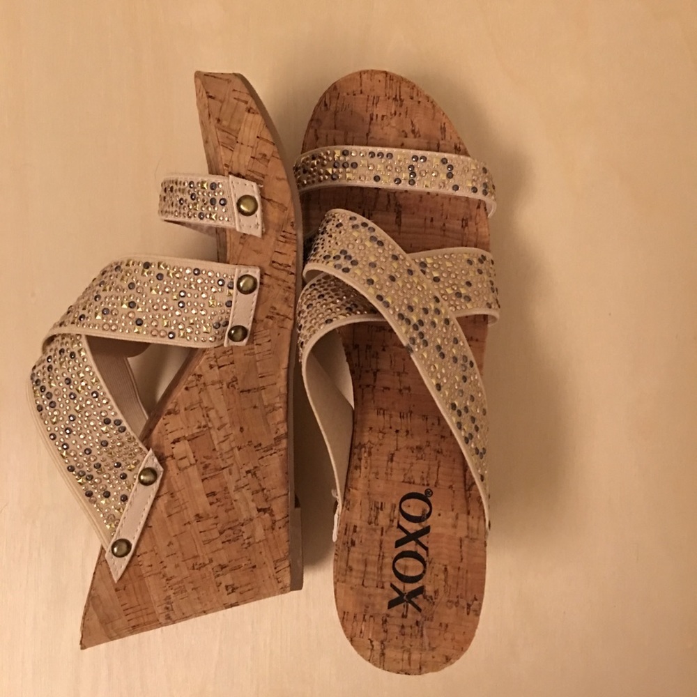XOXO Benji Stud Wedges